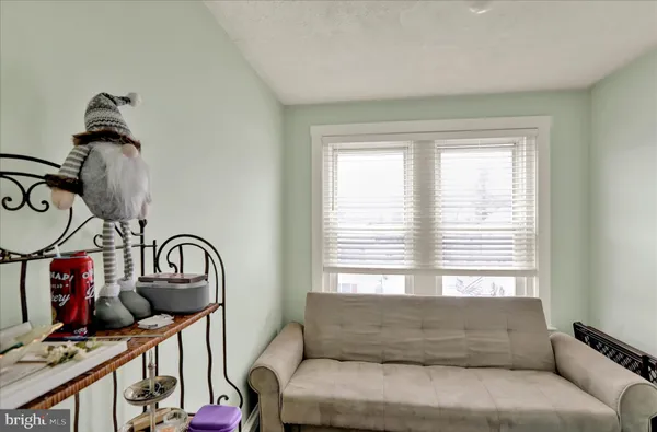 a view of a livingroom with furniture