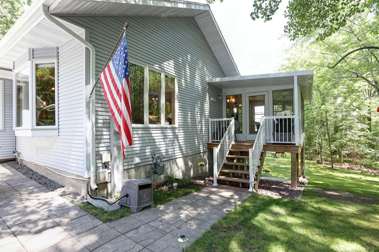 5590 Lake End Road Rhinelander, WI 54501 - Photo 18 of 40 Gallery Image 18
