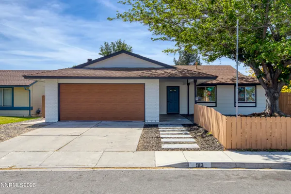 $550,000 | 913 Glen Molly Drive, Sparks, NV 89434