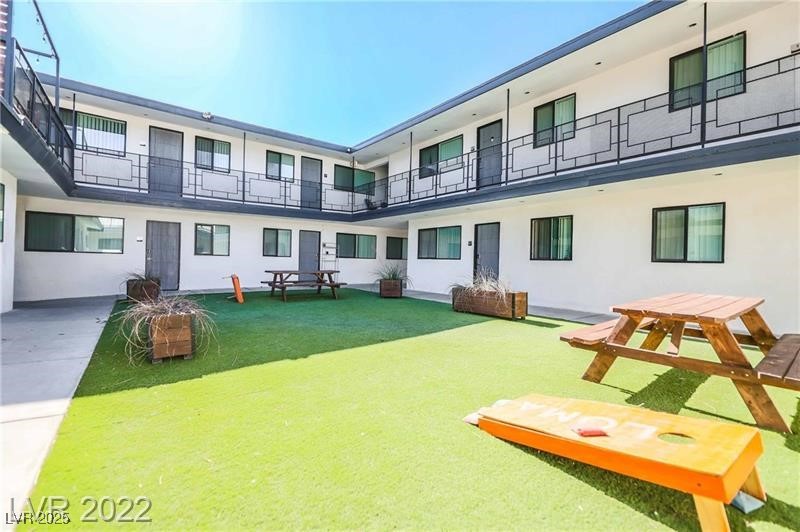 2201 Fairfield Avenue, Unit 16 Las Vegas, NV 89102 - Photo 4 of 8