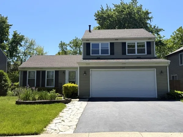 $3,200 | 129 Rumsey Place, Westmont, IL 60559