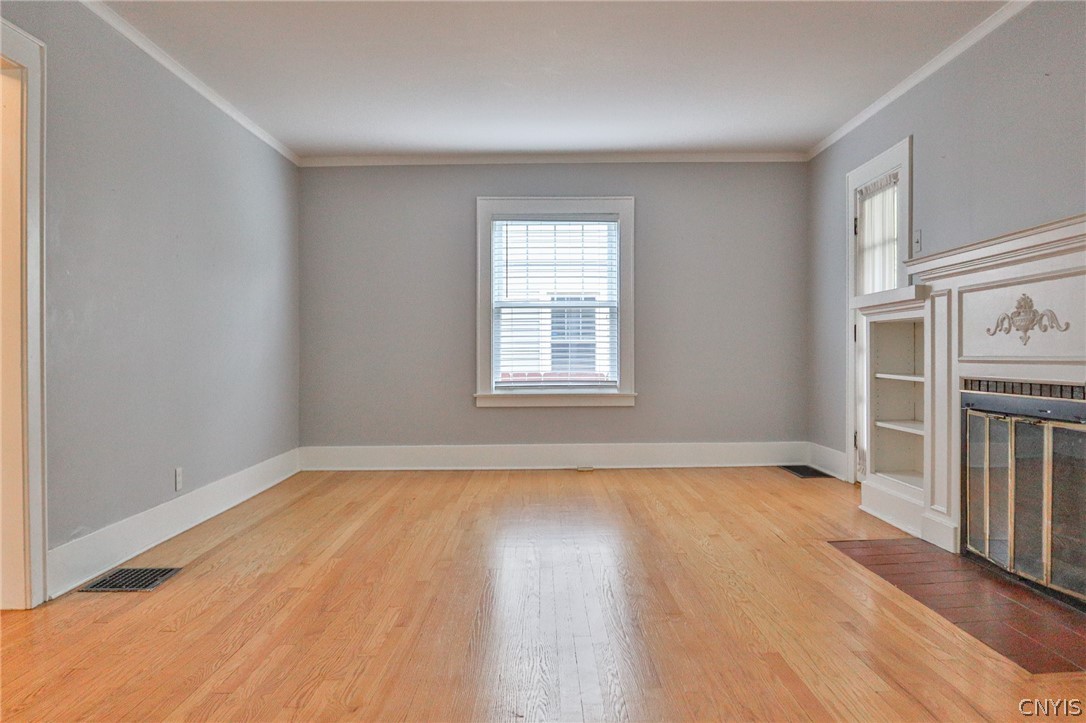 201 Wellesley Road Syracuse, NY 13207 - Photo 11 of 38