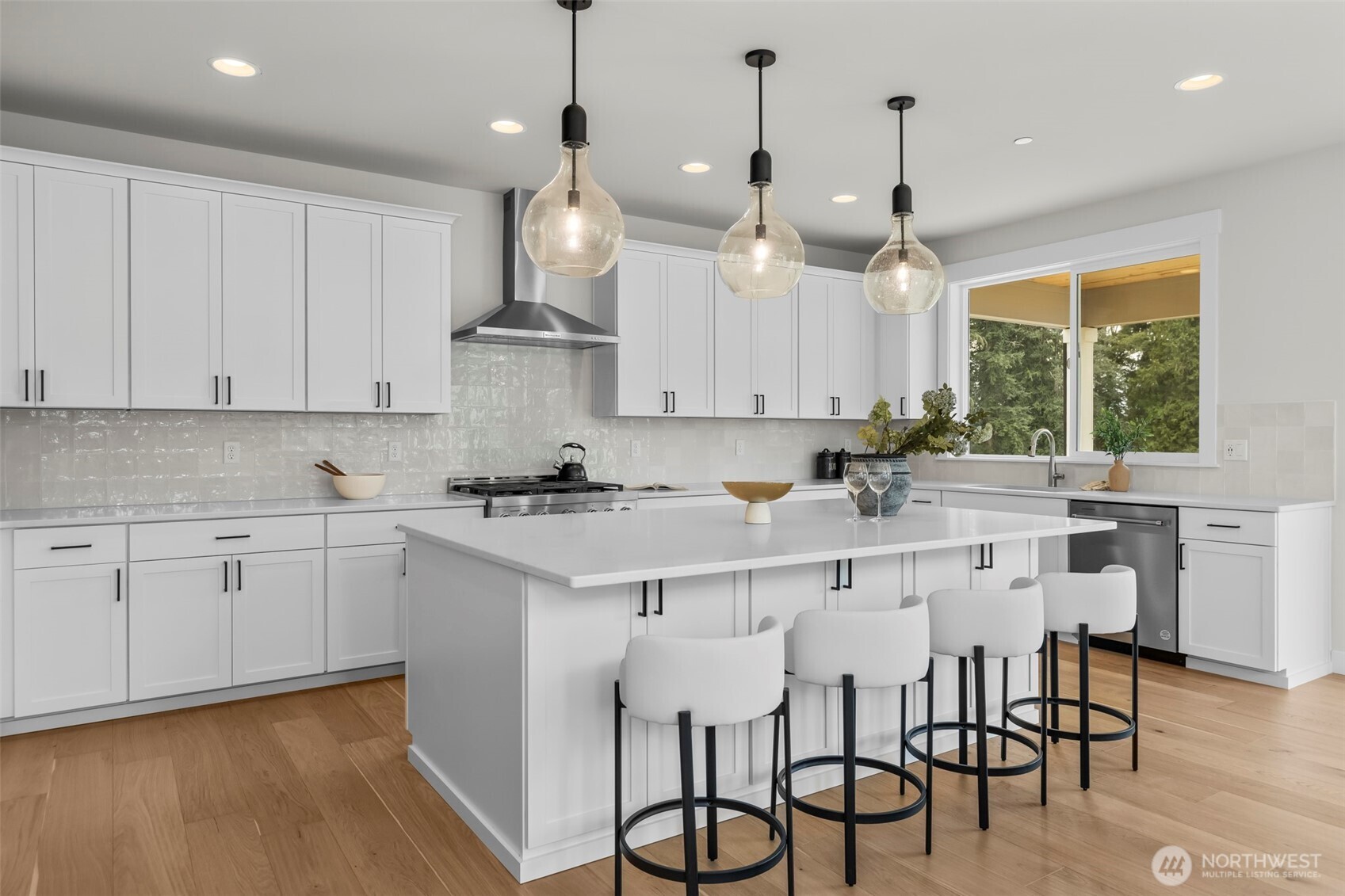 10155 Royal Valley Road Northeast Poulsbo, WA 98370 - Photo 12 of 40