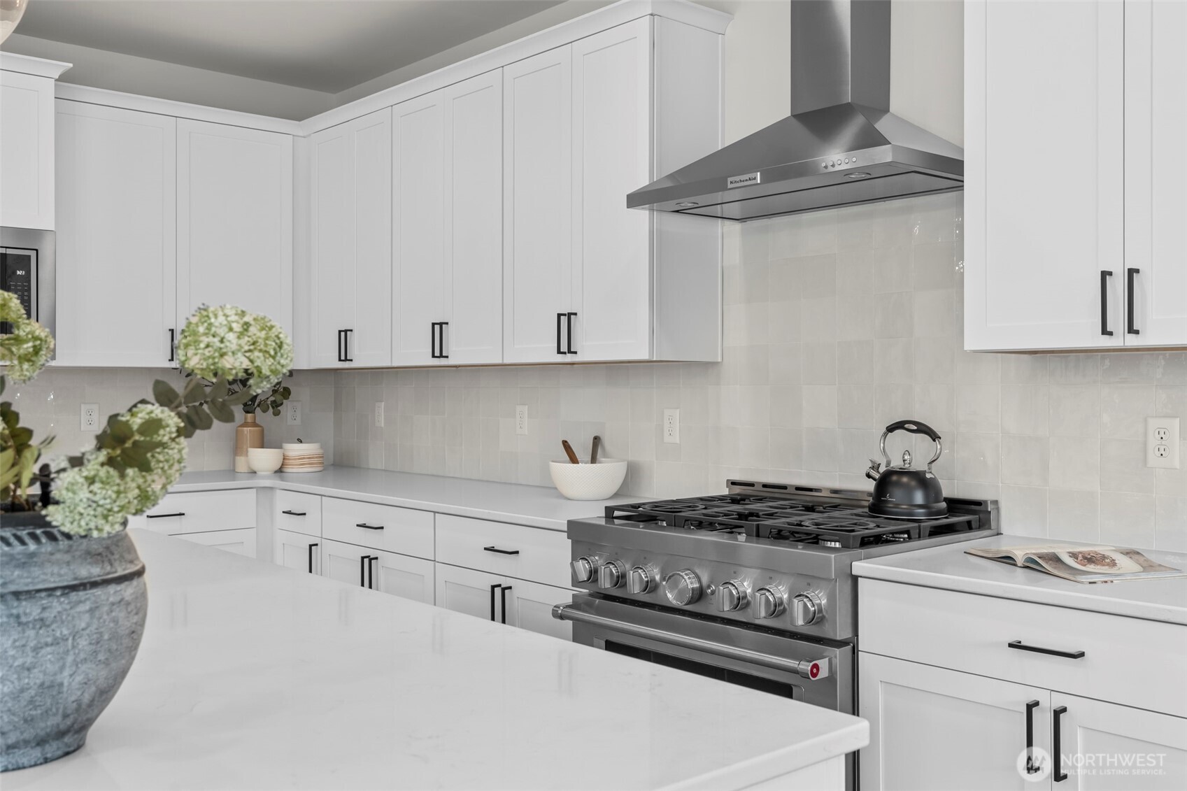 10155 Royal Valley Road Northeast Poulsbo, WA 98370 - Photo 17 of 40