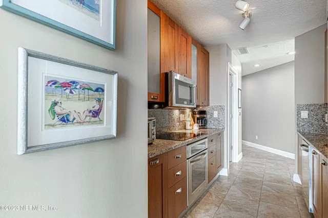 $915,000 | 1431 Riverplace Boulevard, Unit 1505, Jacksonville, FL 32207