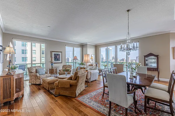 $915,000 | 1431 Riverplace Boulevard, Unit 1505, Jacksonville, FL 32207