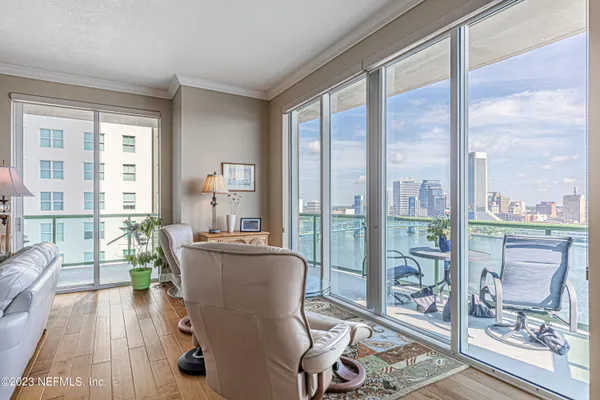 $915,000 | 1431 Riverplace Boulevard, Unit 1505, Jacksonville, FL 32207