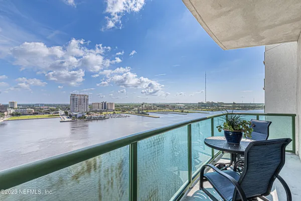 $915,000 | 1431 Riverplace Boulevard, Unit 1505, Jacksonville, FL 32207