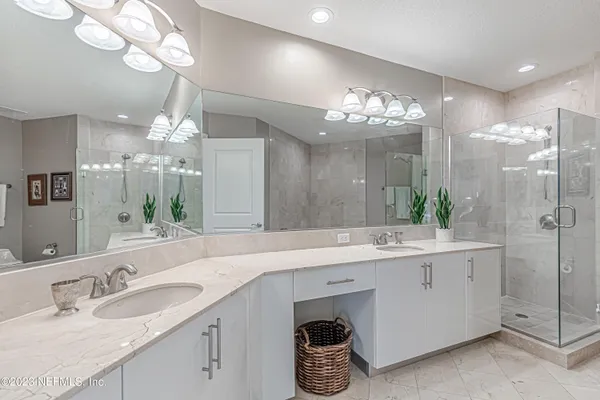 $915,000 | 1431 Riverplace Boulevard, Unit 1505, Jacksonville, FL 32207