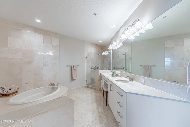 $915,000 | 1431 Riverplace Boulevard, Unit 1505, Jacksonville, FL 32207