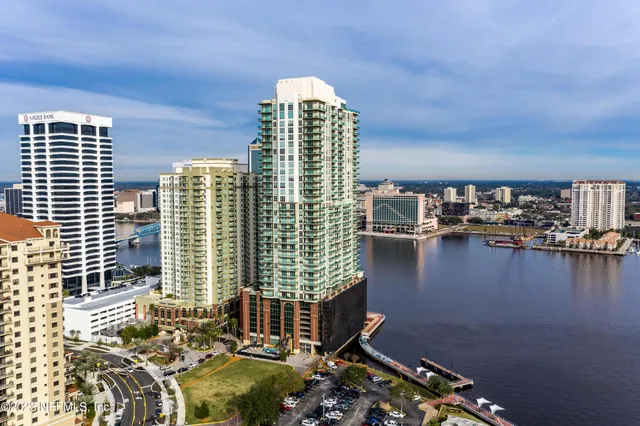 $915,000 | 1431 Riverplace Boulevard, Unit 1505, Jacksonville, FL 32207
