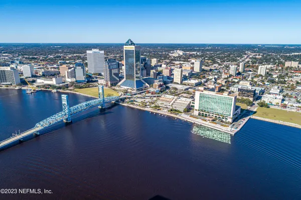 $915,000 | 1431 Riverplace Boulevard, Unit 1505, Jacksonville, FL 32207