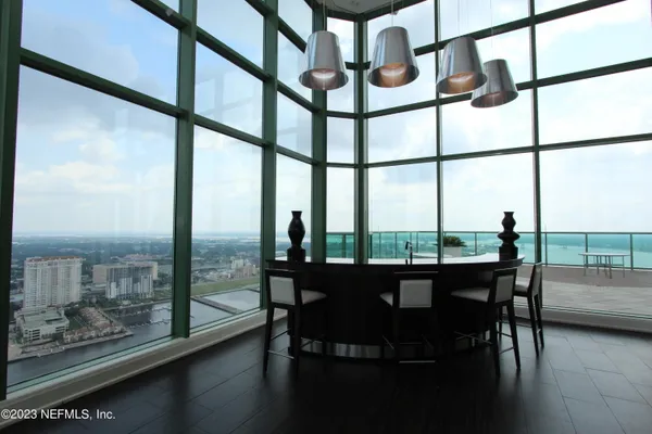 $915,000 | 1431 Riverplace Boulevard, Unit 1505, Jacksonville, FL 32207