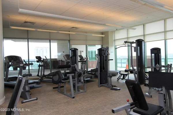 $915,000 | 1431 Riverplace Boulevard, Unit 1505, Jacksonville, FL 32207