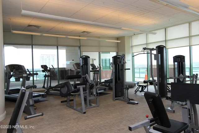 $915,000 | 1431 Riverplace Boulevard, Unit 1505, Jacksonville, FL 32207