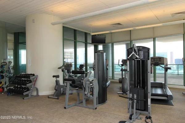 $915,000 | 1431 Riverplace Boulevard, Unit 1505, Jacksonville, FL 32207