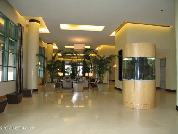 $915,000 | 1431 Riverplace Boulevard, Unit 1505, Jacksonville, FL 32207