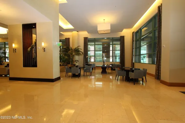 $915,000 | 1431 Riverplace Boulevard, Unit 1505, Jacksonville, FL 32207