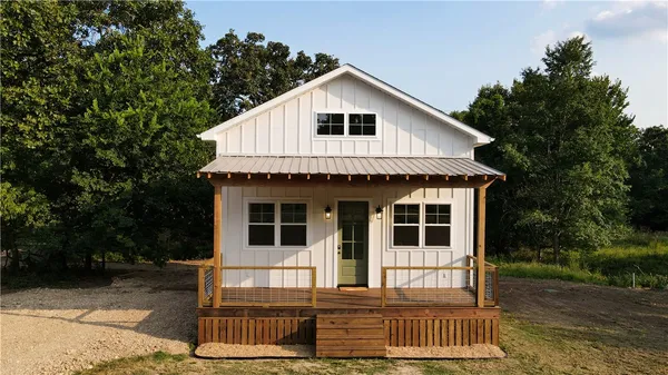 $324,000 | 24665 Brush Road, Summers, AR 72769