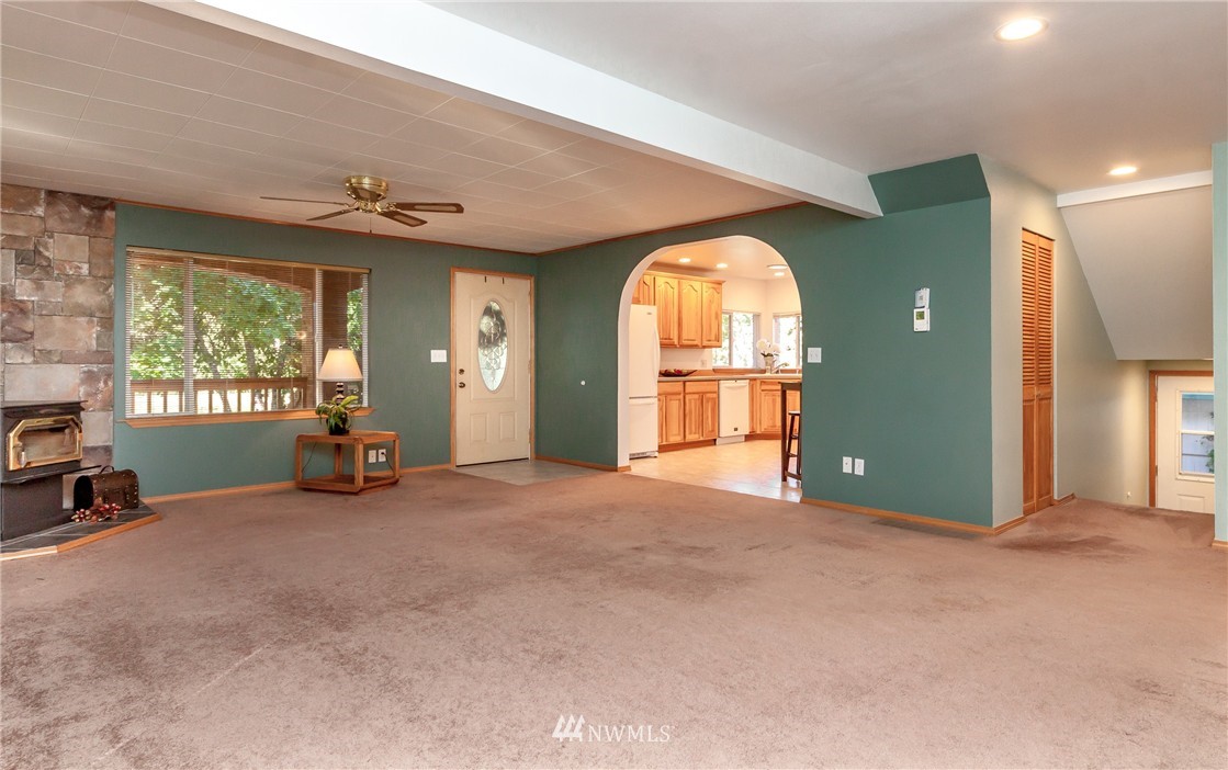 19224 Byers Road Southeast Maple Valley, WA 98038 - Photo 8 of 25