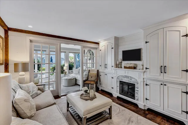 $1,100,000 | 21 Milestone Way, Unit 620, Mashpee, MA 02649