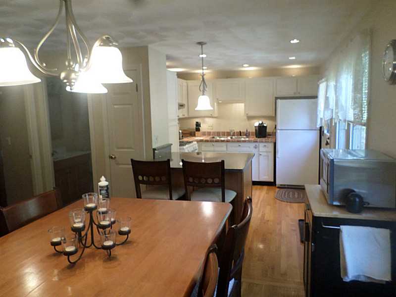 284 Walnut Hill Road Woonsocket, RI 02895 - Photo 11 of 22 Kitchen.
