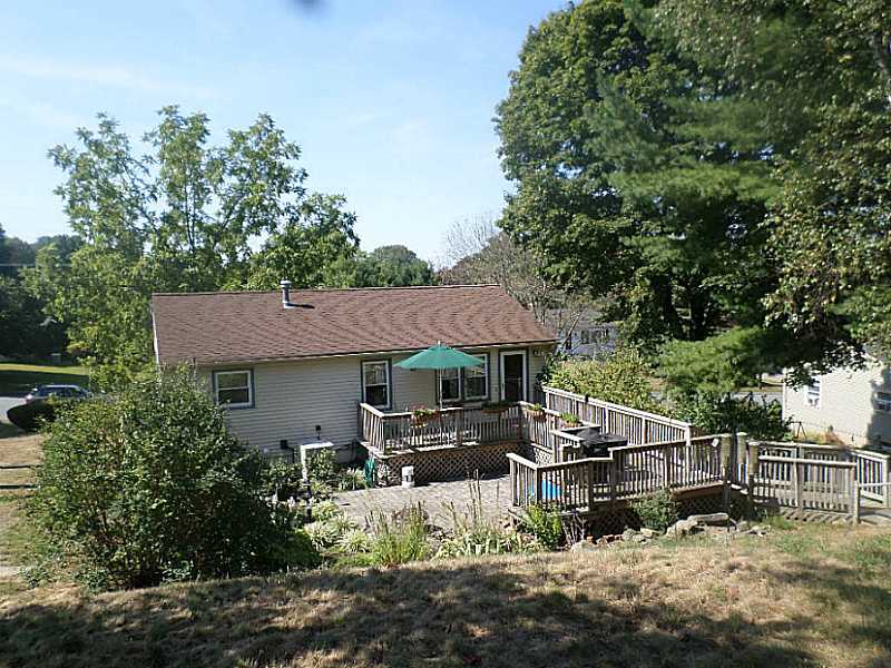 284 Walnut Hill Road Woonsocket, RI 02895 - Photo 18 of 22 Exterior Back.