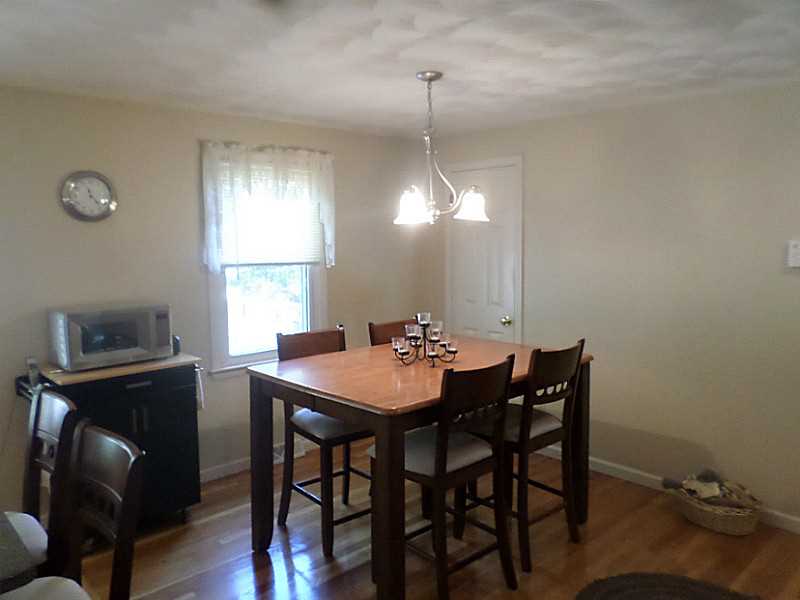 284 Walnut Hill Road Woonsocket, RI 02895 - Photo 8 of 22 Dining Room.