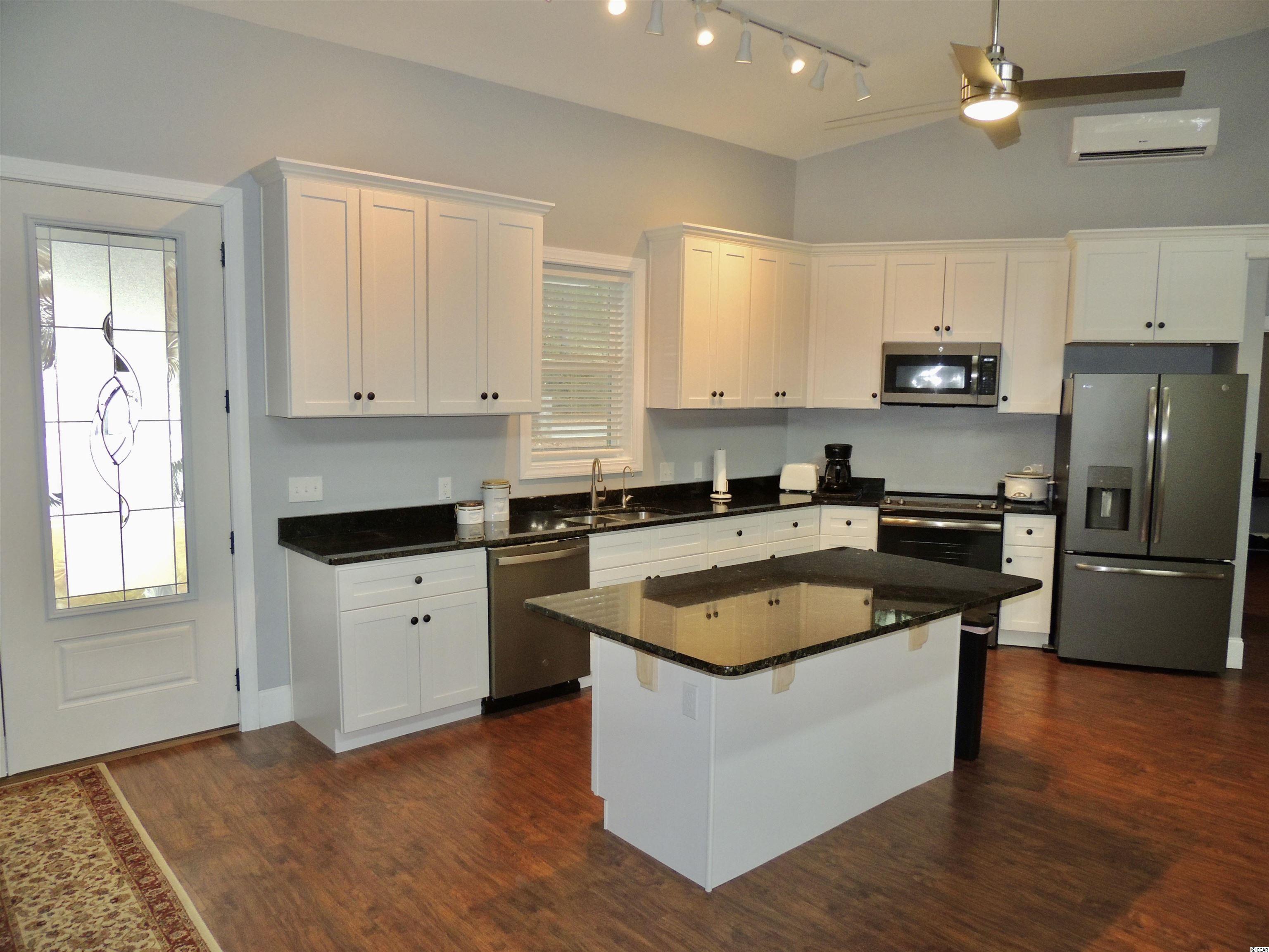 60 Barnes Road Andrews, SC 29510 - Photo 4 of 40