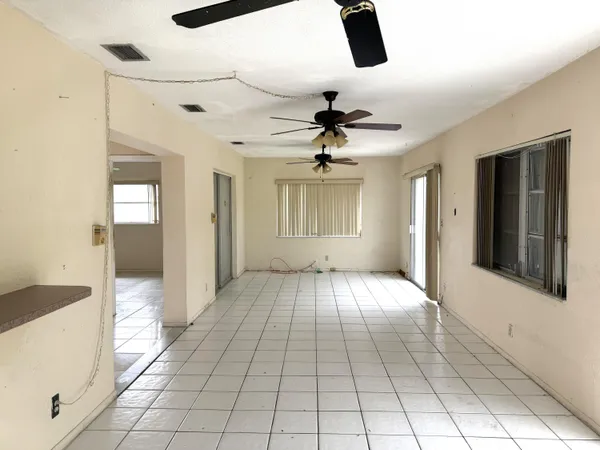 $356,000 | 9210 Northwest 73rd Street, Tamarac, FL 33321