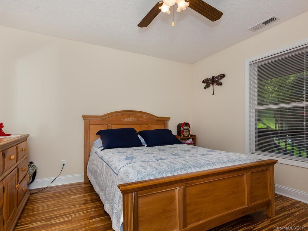 236 West Wonder Road Leicester, NC 28748 - Photo 15 of 24 Gallery Image 15