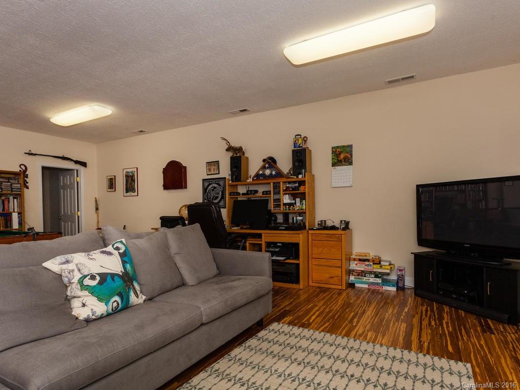 236 West Wonder Road Leicester, NC 28748 - Photo 18 of 24 Gallery Image 18