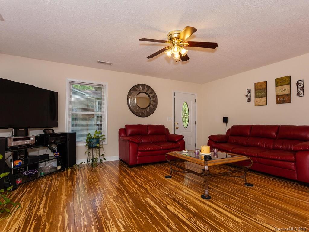 236 West Wonder Road Leicester, NC 28748 - Photo 8 of 24 Gallery Image 8