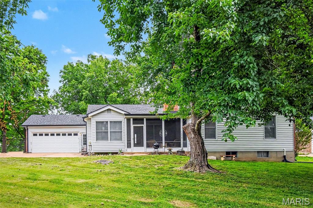 4706 Butler Hill Road St. Louis, MO 63128 - Photo 31 of 34