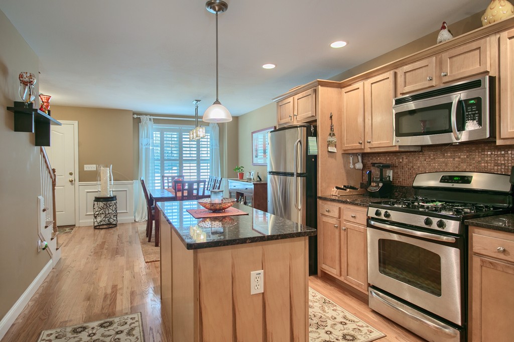 4 Winterberry Road, Unit 19 Pelham, NH 03076 - Photo 8 of 29 Gallery Image 8