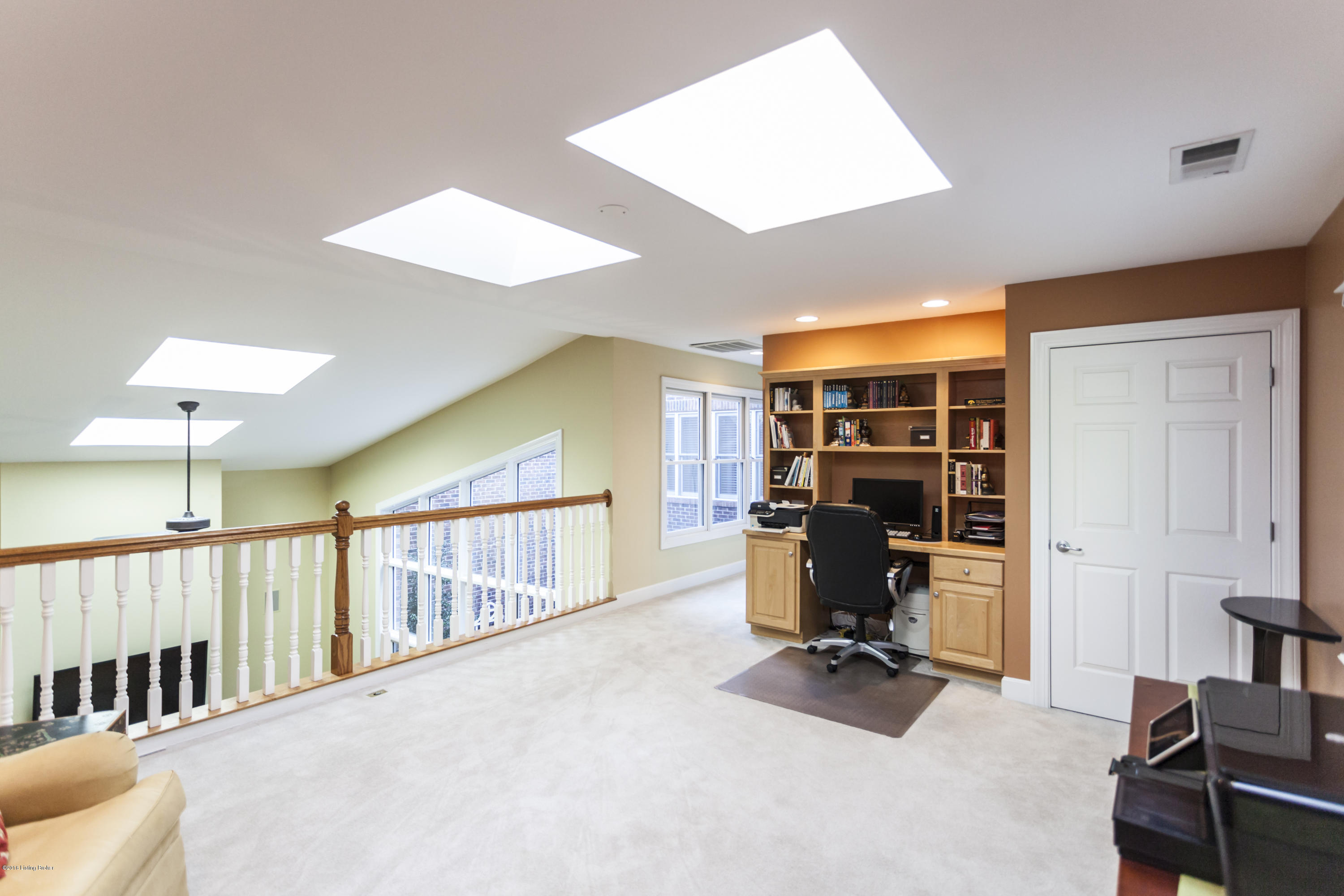2404 Dundee Road, Unit 7 Louisville, KY 40205 - Photo 27 of 34 Upstairs study