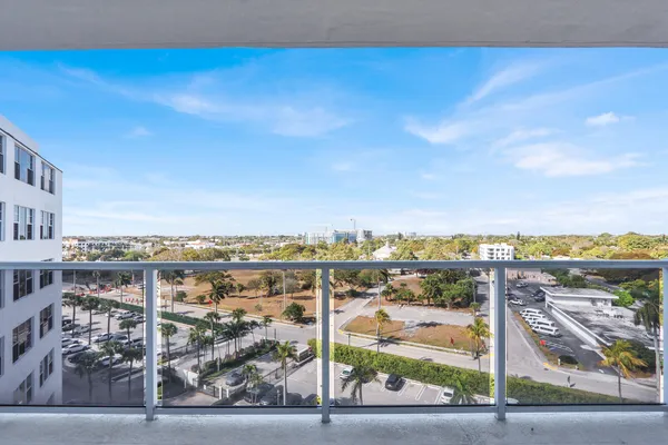 $1,795 | 2800 North Flagler Drive, Unit 912, West Palm Beach, FL 33407