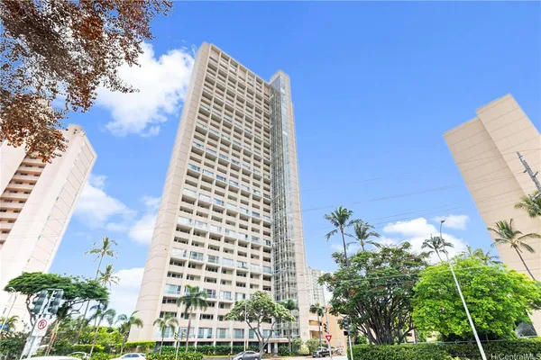 $2,800 | 555 University Avenue, Unit 2801, Honolulu, HI 96826