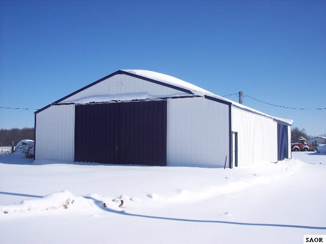 5415 South State Road Durand, MI 48429 - Photo 5 of 9 40492-4.JPG