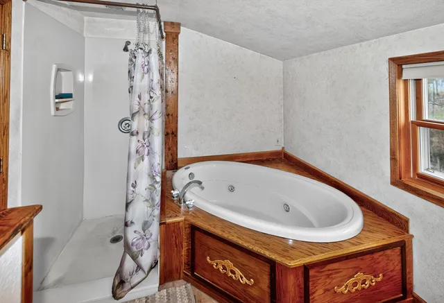 $339,800 | 225 Juneau Street, Lowell, WI 53557