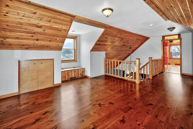 $339,800 | 225 Juneau Street, Lowell, WI 53557