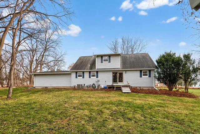 $339,800 | 225 Juneau Street, Lowell, WI 53557