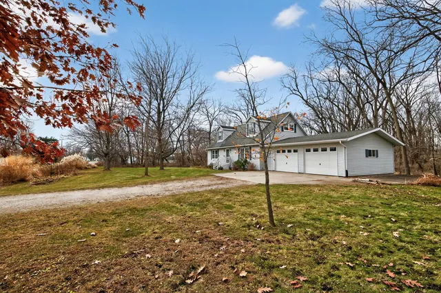 $339,800 | 225 Juneau Street, Lowell, WI 53557