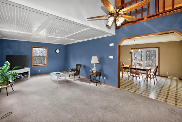 $339,800 | 225 Juneau Street, Lowell, WI 53557
