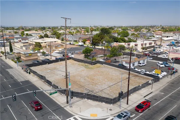 $4,100,000 | 14972 Beach Boulevard, Westminster, CA 92683