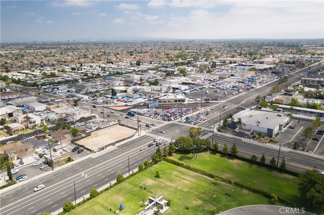 $4,100,000 | 14972 Beach Boulevard, Westminster, CA 92683