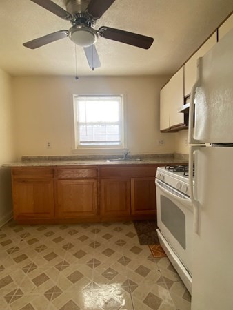 71 Colony Road, Unit 2 West Springfield, MA 01089 - Photo 3 of 6 Gallery Image 3