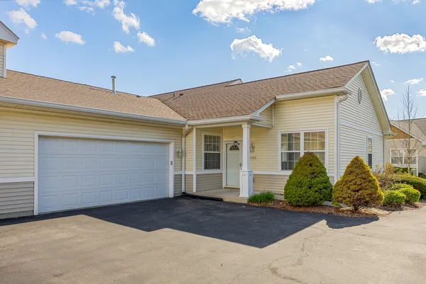 $317,000 | 12759 West Kishwaukee Lane, Huntley, IL 60142
