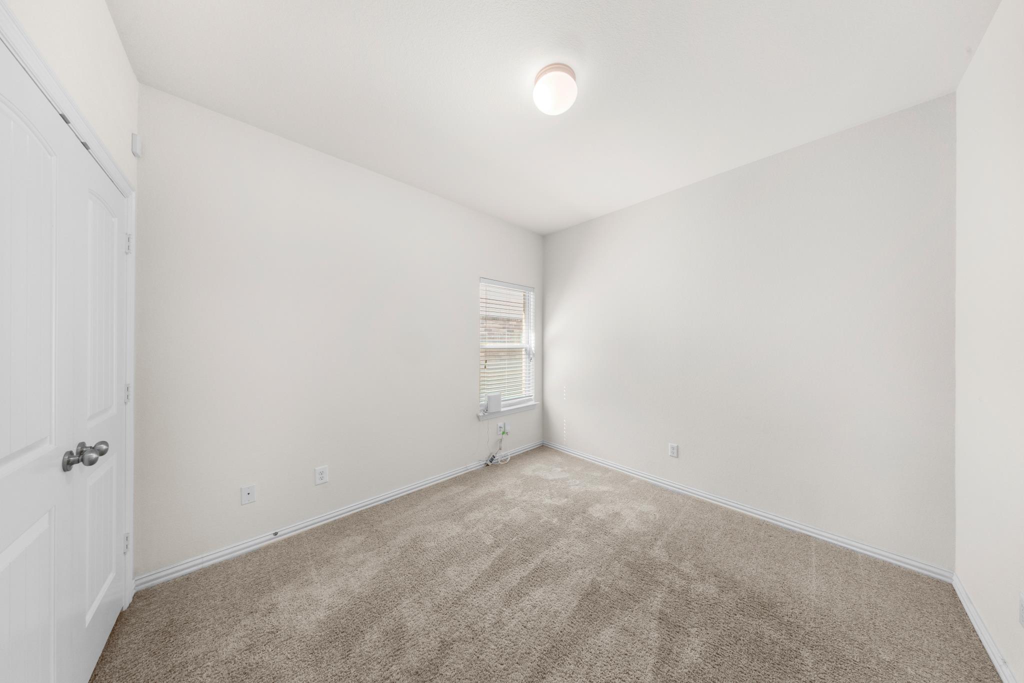 209 Shale Circle Buda, TX 78610 - Photo 7 of 39