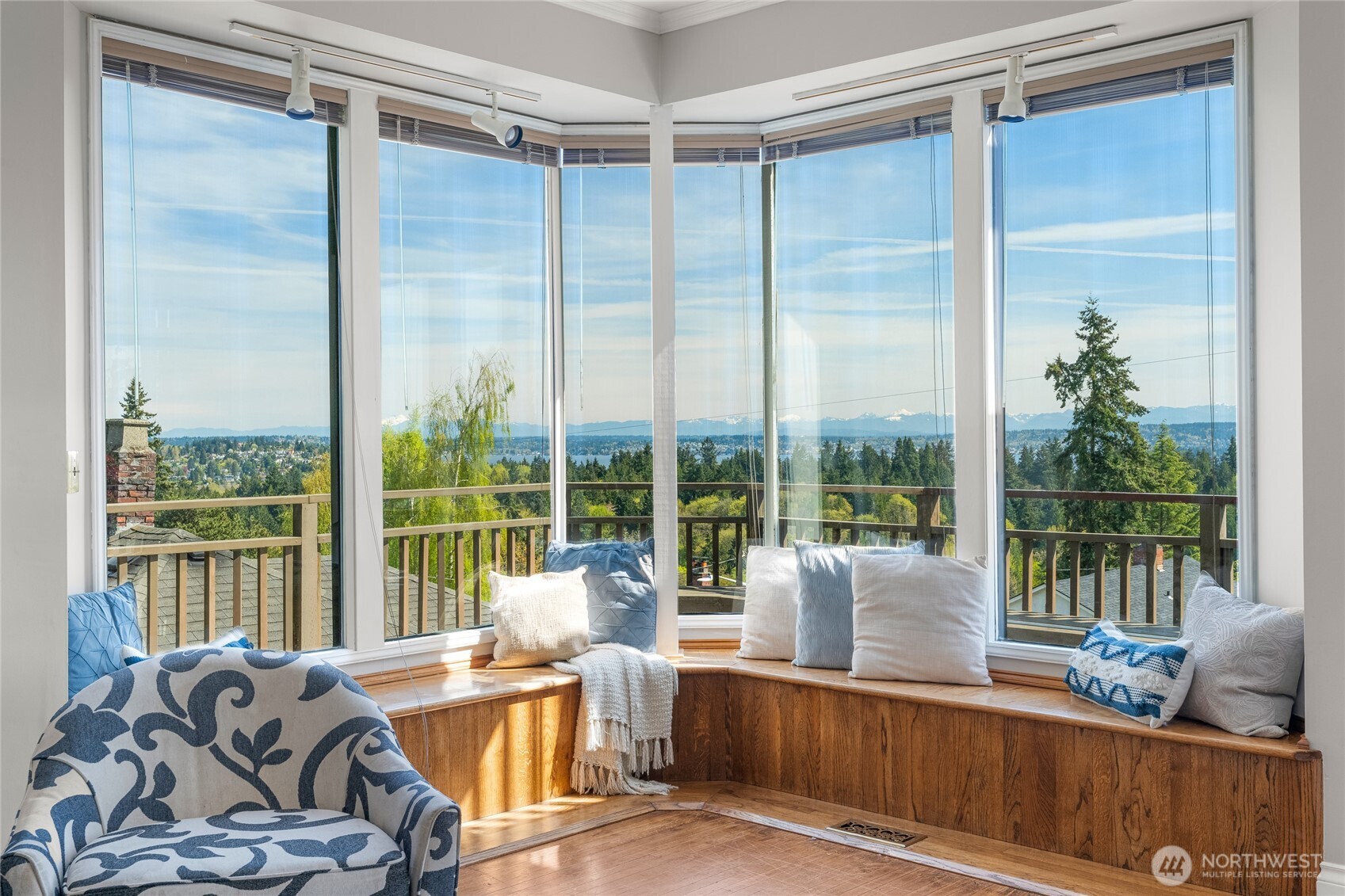 1208 23rd Avenue East Seattle, WA 98112 - Photo 1 of 40